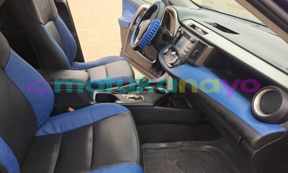 Acheter Neuf Voiture Toyota RAV4 Bleu à Kinshasa, Kinshasa Acheter Neuf Voiture Toyota RAV4 Bleu à Kinshasa, Kinshasa