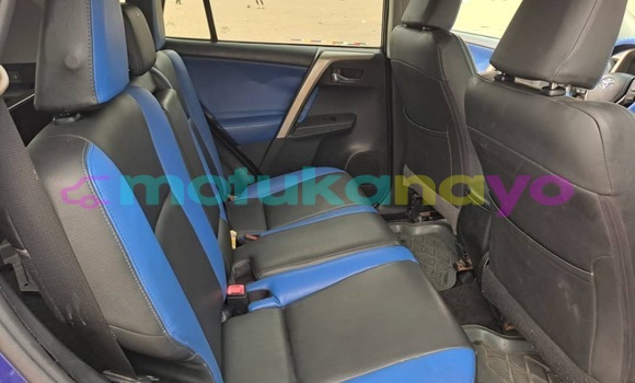Acheter Neuf Voiture Toyota RAV4 Bleu à Kinshasa, Kinshasa Acheter Neuf Voiture Toyota RAV4 Bleu à Kinshasa, Kinshasa