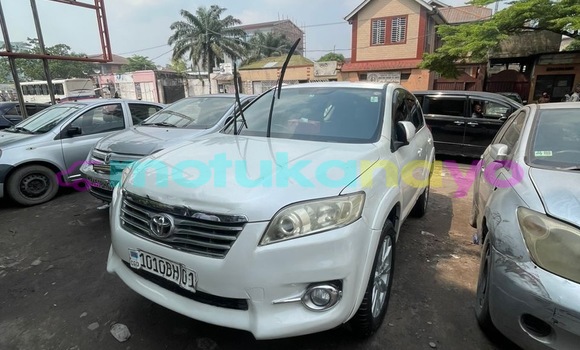 Acheter Neuf Voiture Toyota Vanguard Blanc à Kinshasa, Kinshasa Acheter Neuf Voiture Toyota Vanguard Blanc à Kinshasa, Kinshasa