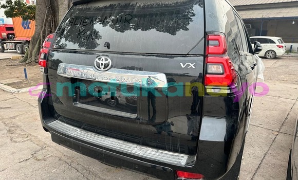 Acheter Neuf Voiture Toyota Land Cruiser Noir à Kinshasa, Kinshasa Acheter Neuf Voiture Toyota Land Cruiser Noir à Kinshasa, Kinshasa