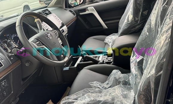 Acheter Neuf Voiture Toyota Land Cruiser Noir à Kinshasa, Kinshasa Acheter Neuf Voiture Toyota Land Cruiser Noir à Kinshasa, Kinshasa