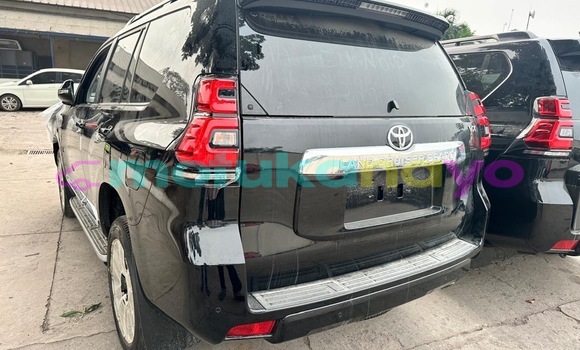 Acheter Neuf Voiture Toyota Land Cruiser Noir à Kinshasa, Kinshasa Acheter Neuf Voiture Toyota Land Cruiser Noir à Kinshasa, Kinshasa