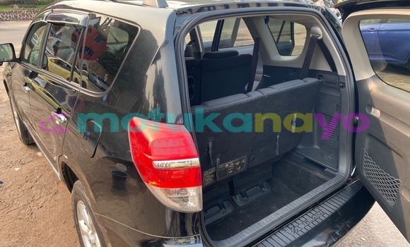 Acheter Neuf Voiture Toyota Vanguard Noir à Kinshasa, Kinshasa Acheter Neuf Voiture Toyota Vanguard Noir à Kinshasa, Kinshasa