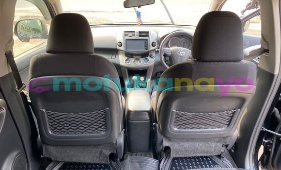 Acheter Neuf Voiture Toyota Vanguard Noir à Kinshasa, Kinshasa Acheter Neuf Voiture Toyota Vanguard Noir à Kinshasa, Kinshasa