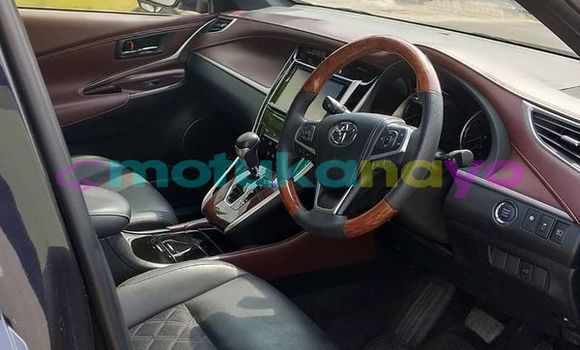 Buy Used Toyota Harrier Black Car in Kinshasa in Kinshasa Buy Used Toyota Harrier Black Car in Kinshasa in Kinshasa