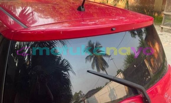 Buy Used Toyota Ist Red Car in Kinshasa in Kinshasa Buy Used Toyota Ist Red Car in Kinshasa in Kinshasa