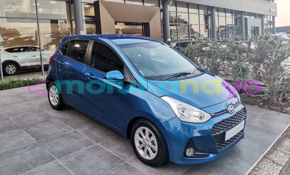 Buy Used Hyundai i10 Blue Car in Basankusu in Equateur Buy Used Hyundai i10 Blue Car in Basankusu in Equateur