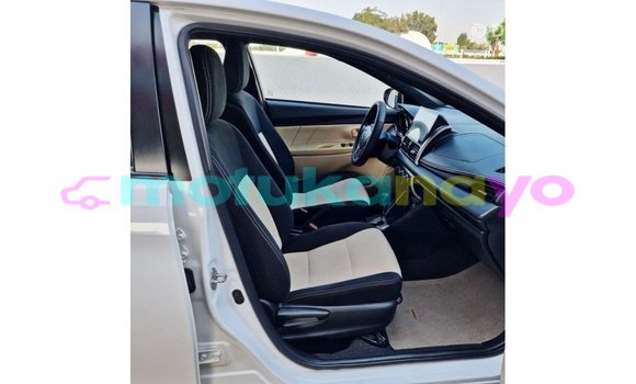 Buy Import Toyota Yaris White Car in Import - Dubai in Bandundu Buy Import Toyota Yaris White Car in Import - Dubai in Bandundu