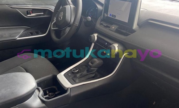 Acheter Occasion Voiture Toyota RAV 4 Bleu à Kinshasa, Kinshasa Acheter Occasion Voiture Toyota RAV 4 Bleu à Kinshasa, Kinshasa