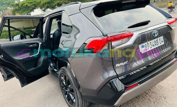 Acheter Occasion Voiture Toyota RAV 4 Gris à Kinshasa, Kinshasa Acheter Occasion Voiture Toyota RAV 4 Gris à Kinshasa, Kinshasa