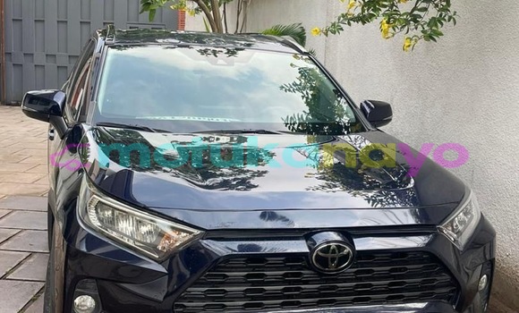 Acheter Occasion Voiture Toyota RAV 4 Noir à Kinshasa, Kinshasa Acheter Occasion Voiture Toyota RAV 4 Noir à Kinshasa, Kinshasa