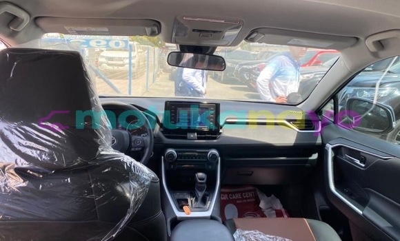 Acheter Occasion Voiture Toyota RAV 4 Noir à Kinshasa, Kinshasa Acheter Occasion Voiture Toyota RAV 4 Noir à Kinshasa, Kinshasa