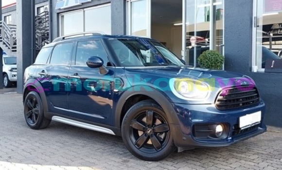 Buy Used MINI Countryman Blue Car in Kinshasa in Kinshasa