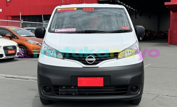 Buy Used Nissan NV200 White Car in Kisangani in Haut-Congo Buy Used Nissan NV200 White Car in Kisangani in Haut-Congo