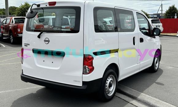 Buy Used Nissan NV200 White Car in Kisangani in Haut-Congo Buy Used Nissan NV200 White Car in Kisangani in Haut-Congo