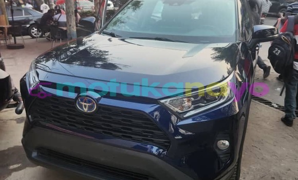 Acheter Occasion Voiture Toyota RAV 4 Bleu à Kinshasa, Kinshasa Acheter Occasion Voiture Toyota RAV 4 Bleu à Kinshasa, Kinshasa