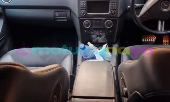Buy Used Mercedes‒Benz ML–Class Black Car in Kinshasa in Kinshasa Buy Used Mercedes‒Benz ML–Class Black Car in Kinshasa in Kinshasa
