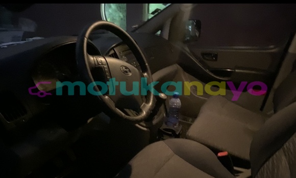 Acheter Neuf Voiture Hyundai H1 Gris à Kinshasa, Kinshasa Acheter Neuf Voiture Hyundai H1 Gris à Kinshasa, Kinshasa