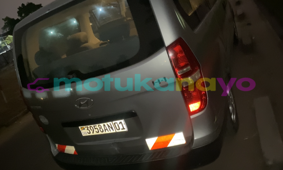 Acheter Neuf Voiture Hyundai H1 Gris à Kinshasa, Kinshasa Acheter Neuf Voiture Hyundai H1 Gris à Kinshasa, Kinshasa