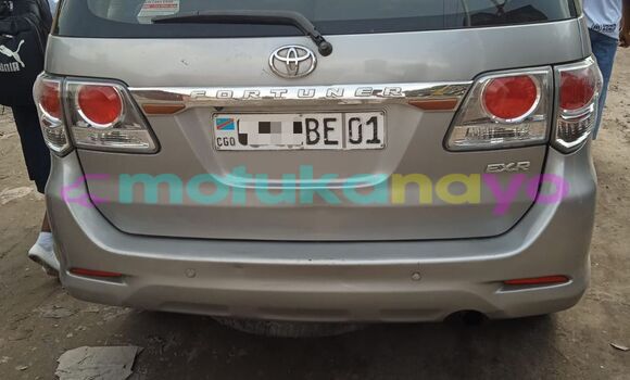 Buy Used Toyota Fortuner Silver Car in Kinshasa in Kinshasa Buy Used Toyota Fortuner Silver Car in Kinshasa in Kinshasa