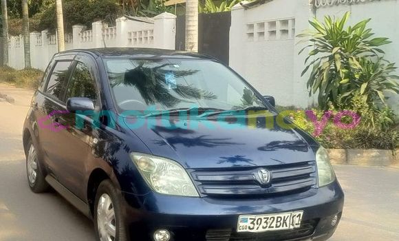 Buy Used Toyota Ist Blue Car in Kinshasa in Kinshasa Buy Used Toyota Ist Blue Car in Kinshasa in Kinshasa