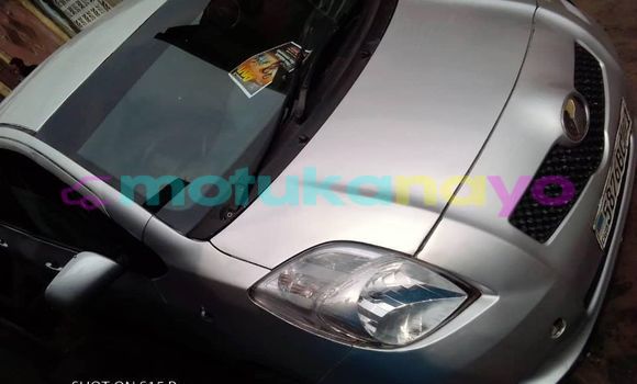 Buy Used Toyota Vitz Silver Car in Kinshasa in Kinshasa Buy Used Toyota Vitz Silver Car in Kinshasa in Kinshasa
