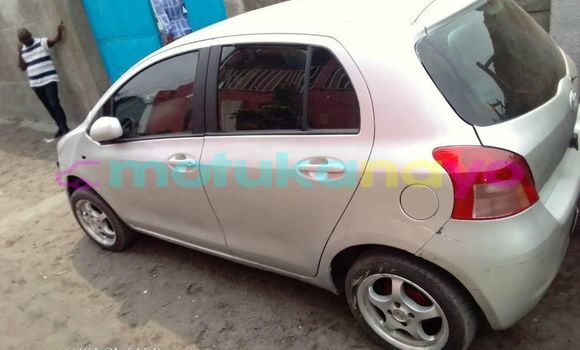 Buy Used Toyota Vitz Silver Car in Kinshasa in Kinshasa Buy Used Toyota Vitz Silver Car in Kinshasa in Kinshasa