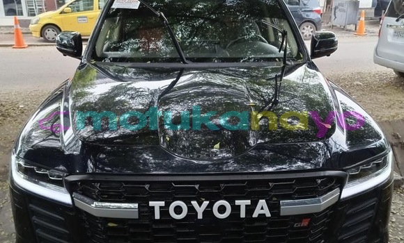 Acheter Occasion Voiture Toyota Land Cruiser Noir à Kinshasa, Kinshasa Acheter Occasion Voiture Toyota Land Cruiser Noir à Kinshasa, Kinshasa