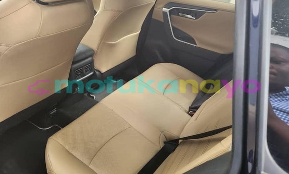 Buy Used Toyota RAV 4 Blue Car in Kinshasa in Kinshasa Buy Used Toyota RAV 4 Blue Car in Kinshasa in Kinshasa