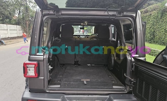 Acheter Occasion Voiture Jeep Wrangler Vert à Kinshasa, Kinshasa Acheter Occasion Voiture Jeep Wrangler Vert à Kinshasa, Kinshasa