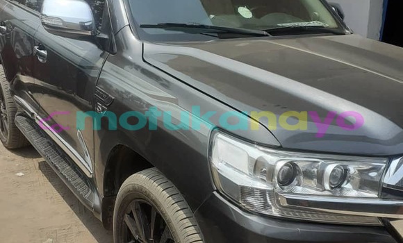 Buy Used Toyota Land Cruiser Prado Black Car in Kinshasa in Kinshasa