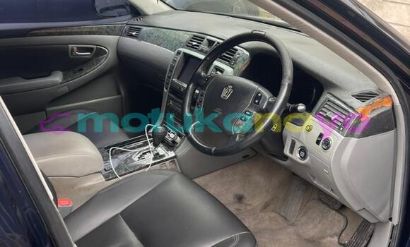 Buy Used Toyota Crown Black Car in Kinshasa in Kinshasa Buy Used Toyota Crown Black Car in Kinshasa in Kinshasa