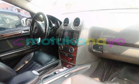 Buy Used Mercedes‒Benz ML–Class Black Car in Kinshasa in Kinshasa Buy Used Mercedes‒Benz ML–Class Black Car in Kinshasa in Kinshasa