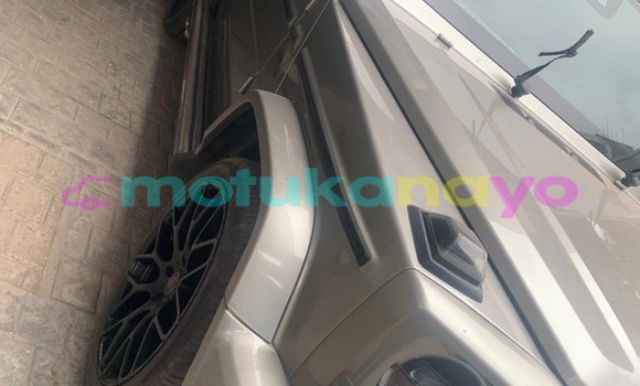 Buy Used Mercedes‒Benz SLK–Class Silver Car in Kinshasa in Kinshasa Buy Used Mercedes‒Benz SLK–Class Silver Car in Kinshasa in Kinshasa