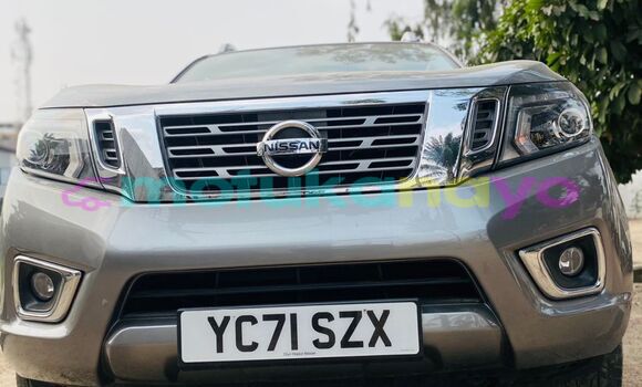 Acheter Import Voiture Nissan Navara Gris à Kinshasa, Kinshasa Acheter Import Voiture Nissan Navara Gris à Kinshasa, Kinshasa