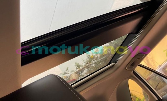 Acheter Occasion Voiture Toyota RAV 4 Blanc à Kinshasa, Kinshasa Acheter Occasion Voiture Toyota RAV 4 Blanc à Kinshasa, Kinshasa