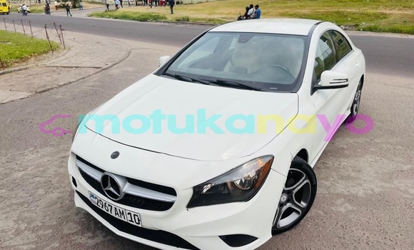 Acheter Occasion Voiture Mercedes-Benz CLA-klasse Blanc à Kinshasa, Kinshasa Acheter Occasion Voiture Mercedes-Benz CLA-klasse Blanc à Kinshasa, Kinshasa