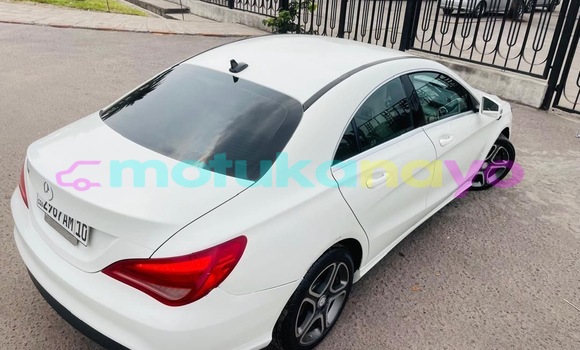 Acheter Occasion Voiture Mercedes-Benz CLA-klasse Blanc à Kinshasa, Kinshasa Acheter Occasion Voiture Mercedes-Benz CLA-klasse Blanc à Kinshasa, Kinshasa