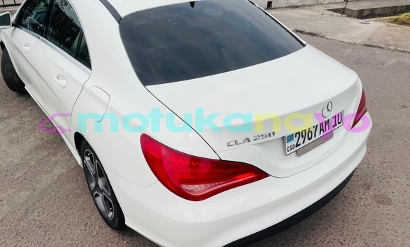 Acheter Occasion Voiture Mercedes-Benz CLA-klasse Blanc à Kinshasa, Kinshasa Acheter Occasion Voiture Mercedes-Benz CLA-klasse Blanc à Kinshasa, Kinshasa