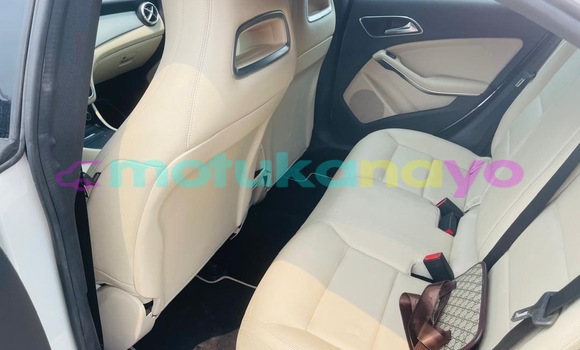 Acheter Occasion Voiture Mercedes-Benz CLA-klasse Blanc à Kinshasa, Kinshasa Acheter Occasion Voiture Mercedes-Benz CLA-klasse Blanc à Kinshasa, Kinshasa