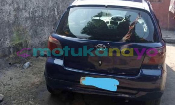 Buy Used Toyota Vitz Blue Car in Kinshasa in Kinshasa Buy Used Toyota Vitz Blue Car in Kinshasa in Kinshasa