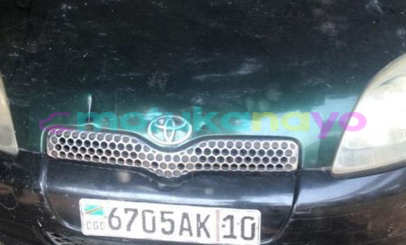Acheter Occasion Voiture Toyota Yaris Vert à Kinshasa, Kinshasa Acheter Occasion Voiture Toyota Yaris Vert à Kinshasa, Kinshasa