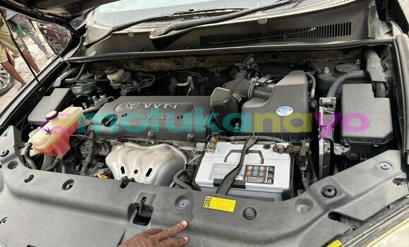 Buy Used Toyota Vanguard Blue Car in Kinshasa in Kinshasa Buy Used Toyota Vanguard Blue Car in Kinshasa in Kinshasa