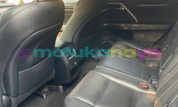 Acheter Neuf Voiture Lexus RX 350 Beige à Kinshasa, Kinshasa Acheter Neuf Voiture Lexus RX 350 Beige à Kinshasa, Kinshasa