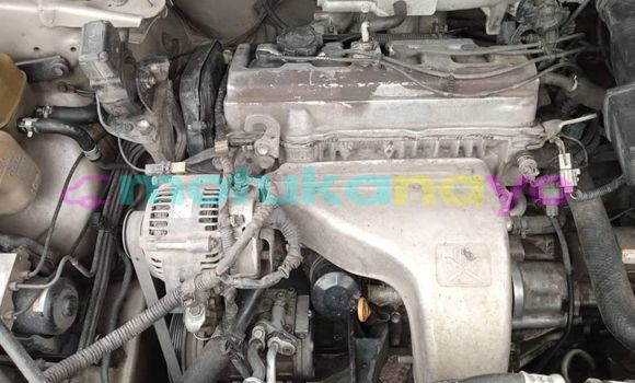 Buy Used Toyota Harrier Beige Car in Kinshasa in Kinshasa Buy Used Toyota Harrier Beige Car in Kinshasa in Kinshasa