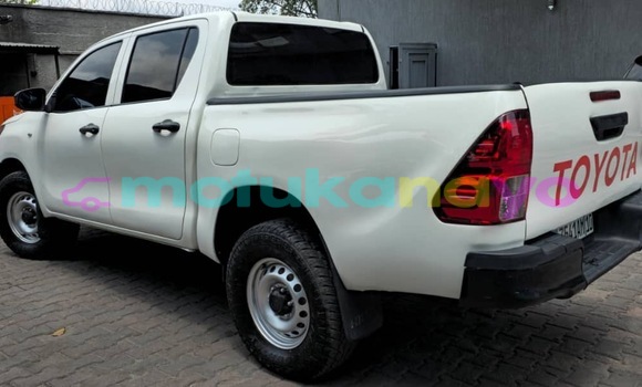Acheter Occasion Voiture Toyota Hilux Blanc à Kinshasa, Kinshasa Acheter Occasion Voiture Toyota Hilux Blanc à Kinshasa, Kinshasa