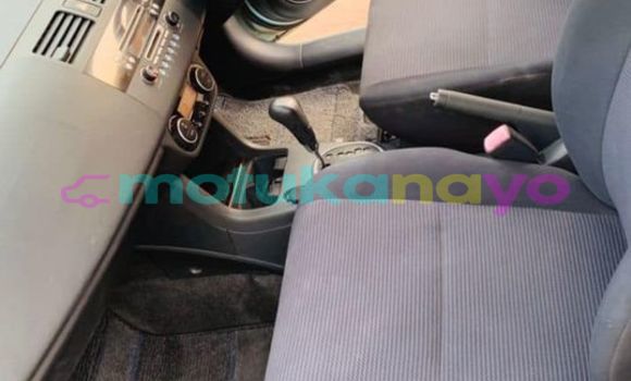 Buy Used Suzuki Swift Silver Car in Kinshasa in Kinshasa Buy Used Suzuki Swift Silver Car in Kinshasa in Kinshasa