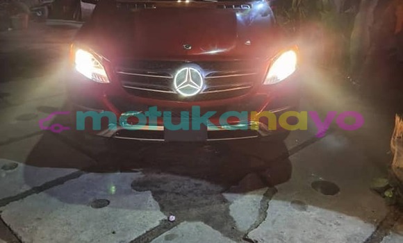 Buy Used Mercedes‒Benz GL–Class Red Car in Basoko in Haut-Congo Buy Used Mercedes‒Benz GL–Class Red Car in Basoko in Haut-Congo