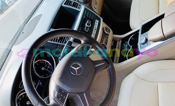 Buy Used Mercedes‒Benz ML–Class Black Car in Basankusu in Equateur Buy Used Mercedes‒Benz ML–Class Black Car in Basankusu in Equateur