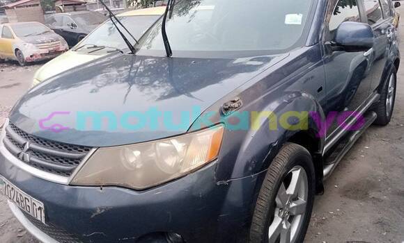 Acheter Occasion Voiture Mitsubishi Outlander Autre à Basoko, Haut-Congo